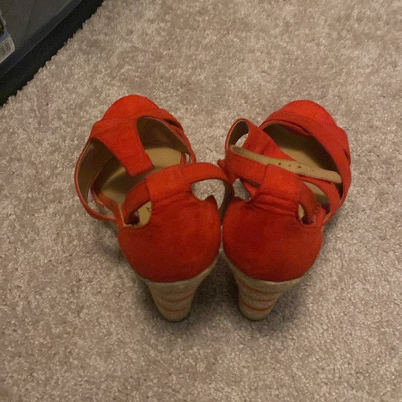 Wedge heels size 10 M women’s - Picture 4 of 5